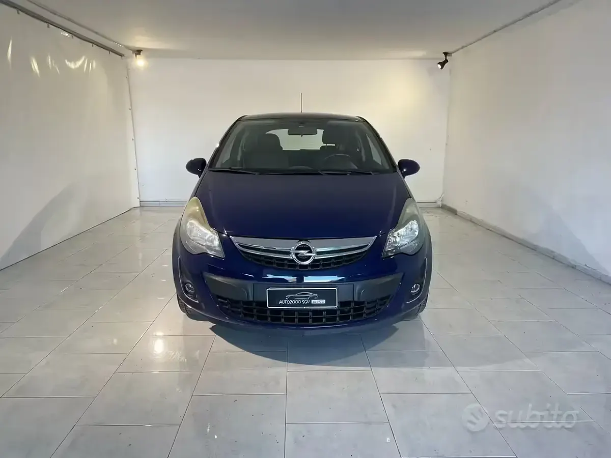 Usata Opel Corsa 85 CV (62 kW) 2014 Blu Utilitaria