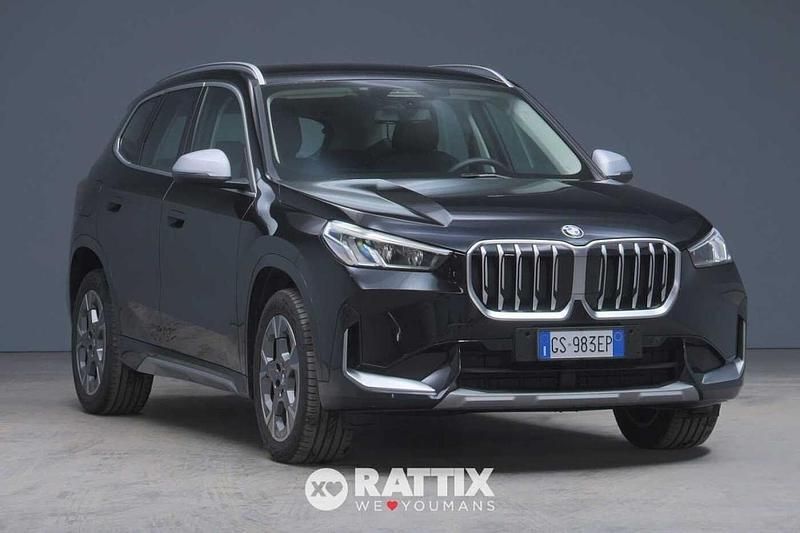 Nero Usata 2023 BMW X1 xLine SUV | 43.982 € (Buon prezzo) - Immagine 1/4