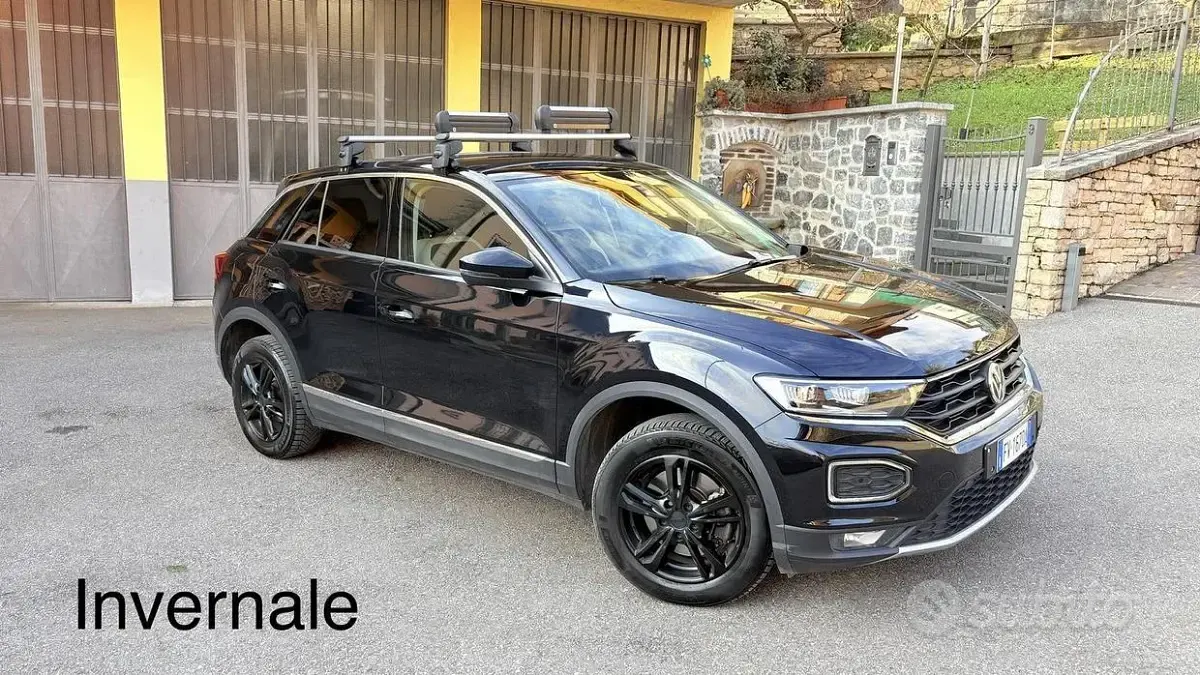 Usata VW T-Roc Advance 150 CV (110 kW) 2019 Nero SUV