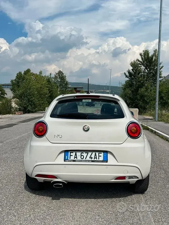Usata Alfa Romeo MiTo 85 CV (62 kW) 2015 Bianco Utilitaria