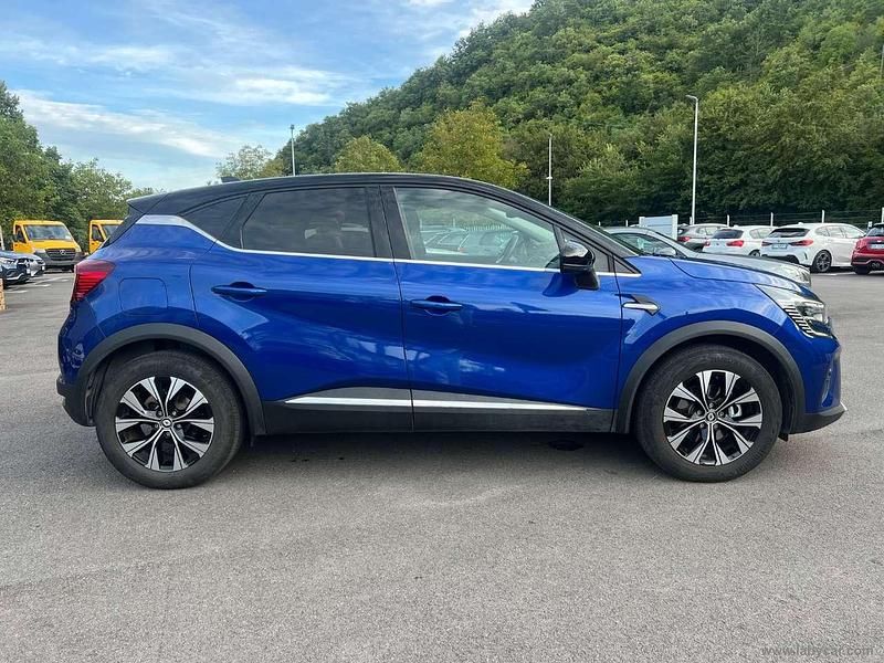 Usata Renault Captur Techno 94 CV (69 kW) 2025 Blu SUV