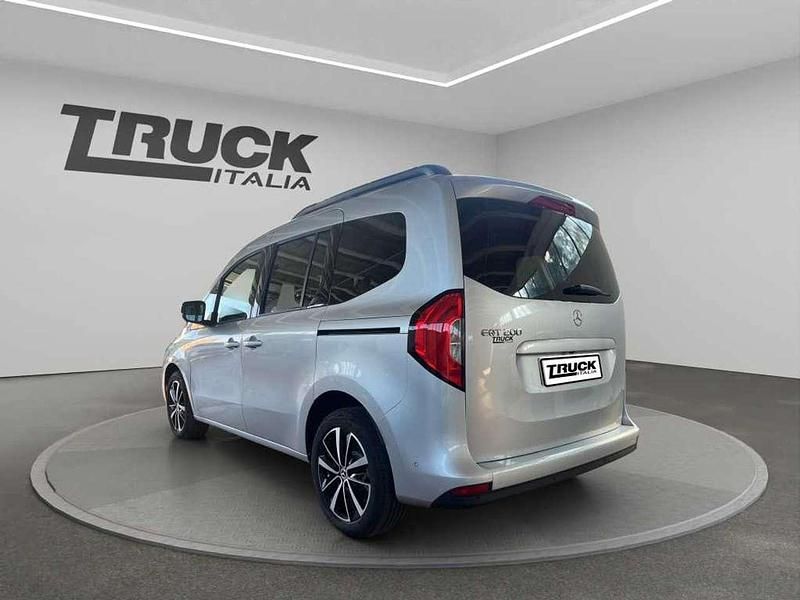 Usata Mercedes EQT200 50 kW (69 CV) 2024 Grigio kiesel Monovolume