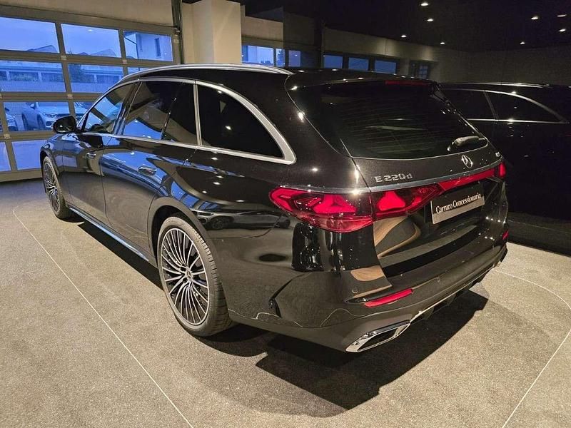 Nuova Mercedes E220 197 CV (144 kW) 2026 Nero ossidiana Station wagon