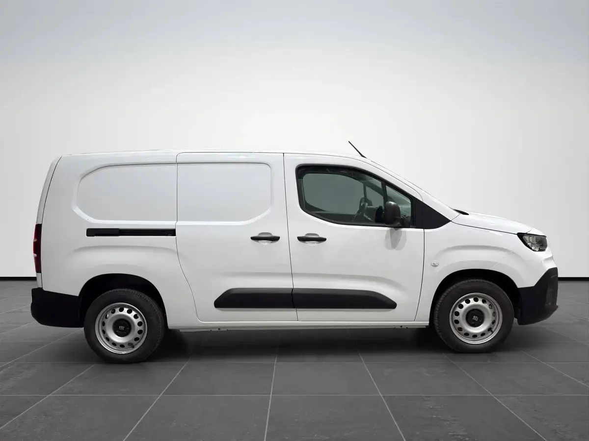 Nuova Fiat Doblò 102 CV (75 kW) 2026 Bianco Monovolume
