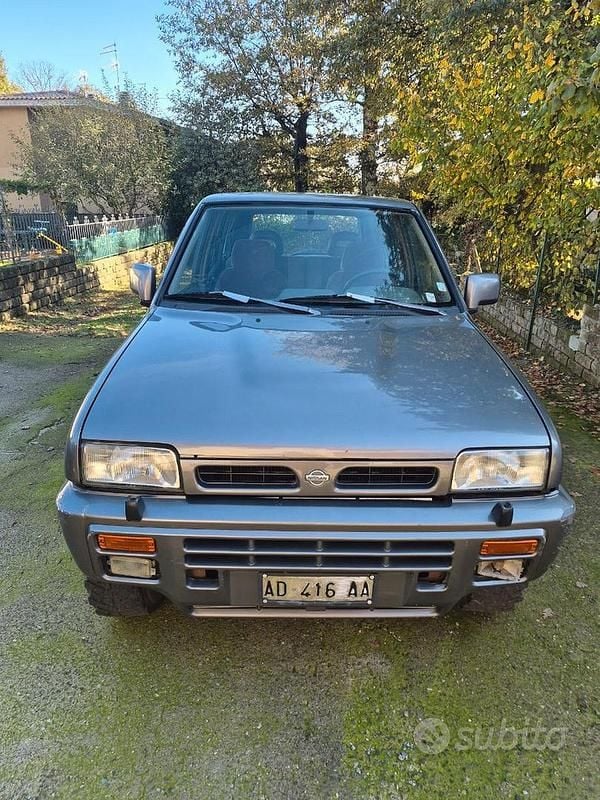 Grigio Usata 1996 Nissan Terrano SUV | 3500 € (Super prezzo) - Immagine 1/4