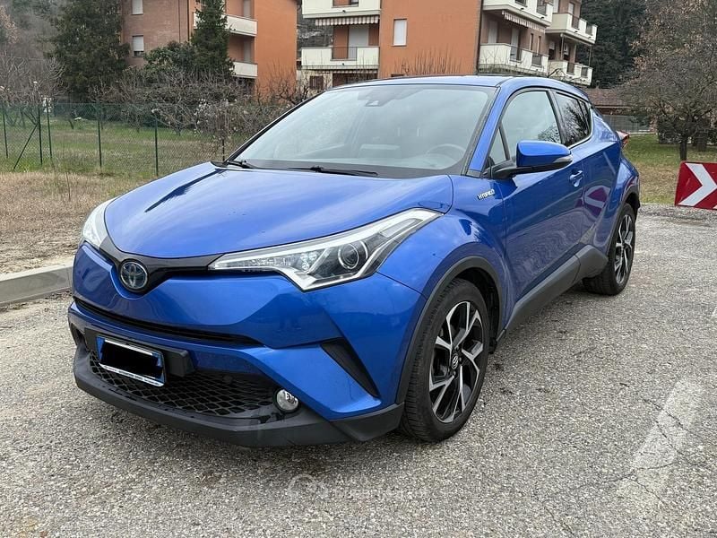 Usata Toyota C-HR Style 98 CV (72 kW) 2019 Blu SUV