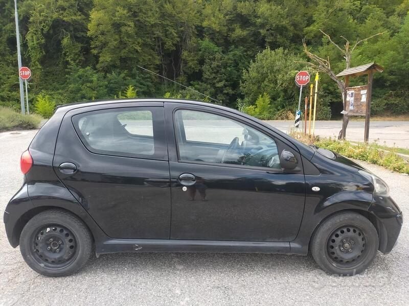 Usata Toyota Aygo 2008 Nero Utilitaria