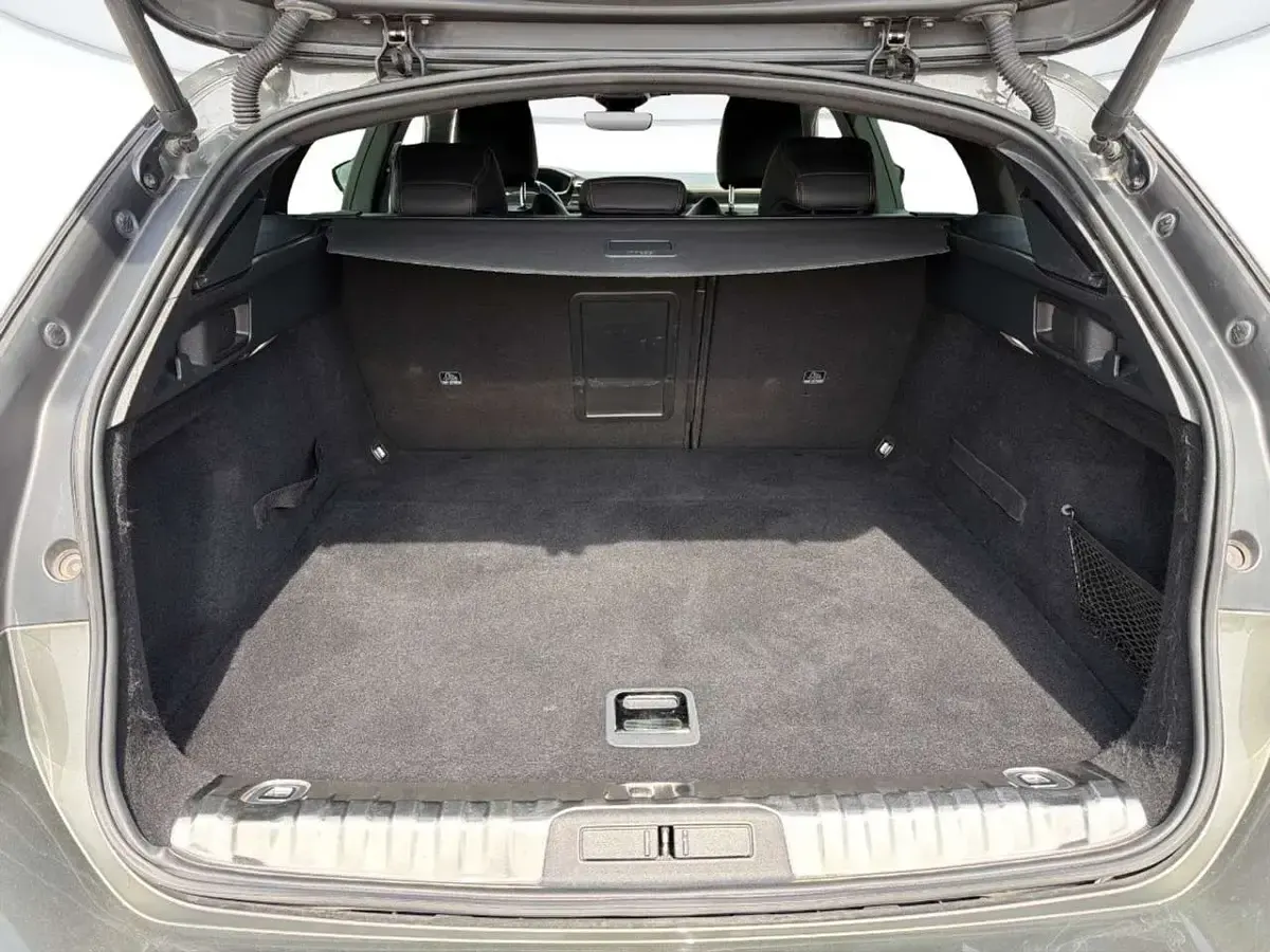 Usata Peugeot 508 SW GT-line 163 CV (119 kW) 2019 Grigio scuro metall. Station wagon