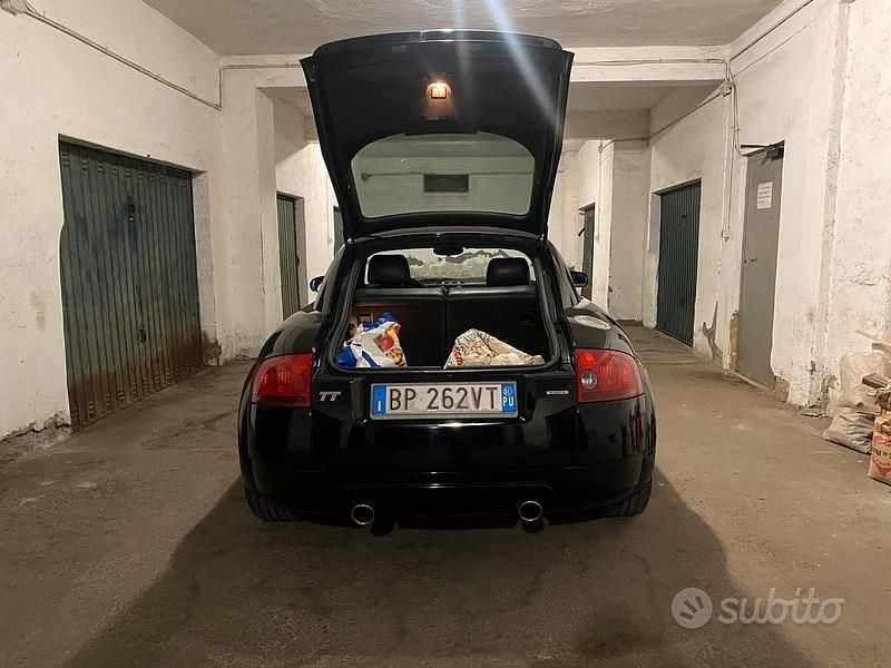 Usata Audi TT 225 CV (165 kW) 2000 Coupé