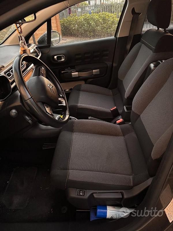 Usata Citroën C3 PureTech 110 CV (80 kW) 2018 Grigio Berlina