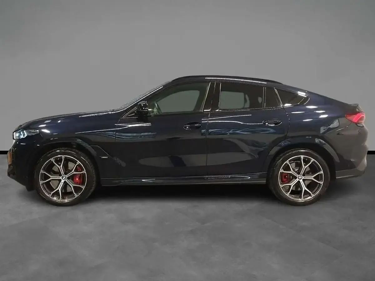 Usata BMW X5 M M Sport 530 CV (389 kW) 2023 Carbon black metallizzato SUV