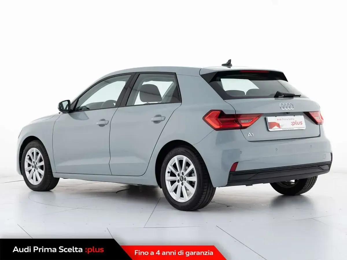 Usata Audi A1 Business 116 CV (85 kW) 2025 Grigio SUV