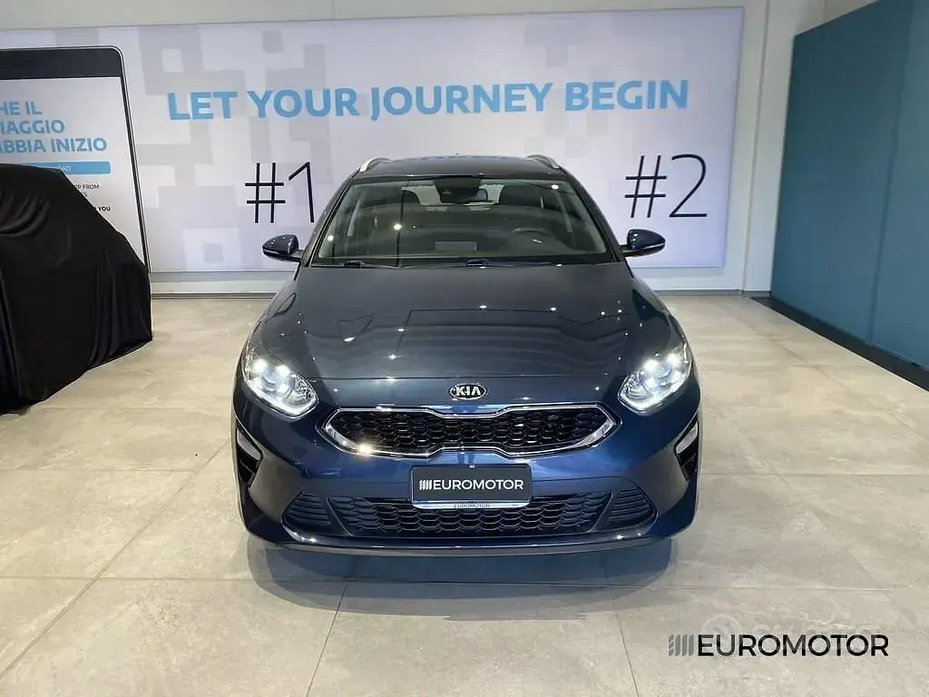 Usata Kia Ceed Sportswagon 115 CV (84 kW) 2019 Blu Station wagon