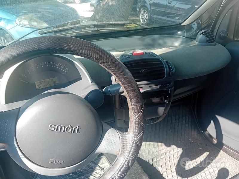 Usata Smart ForFour 2002 Bianco Utilitaria