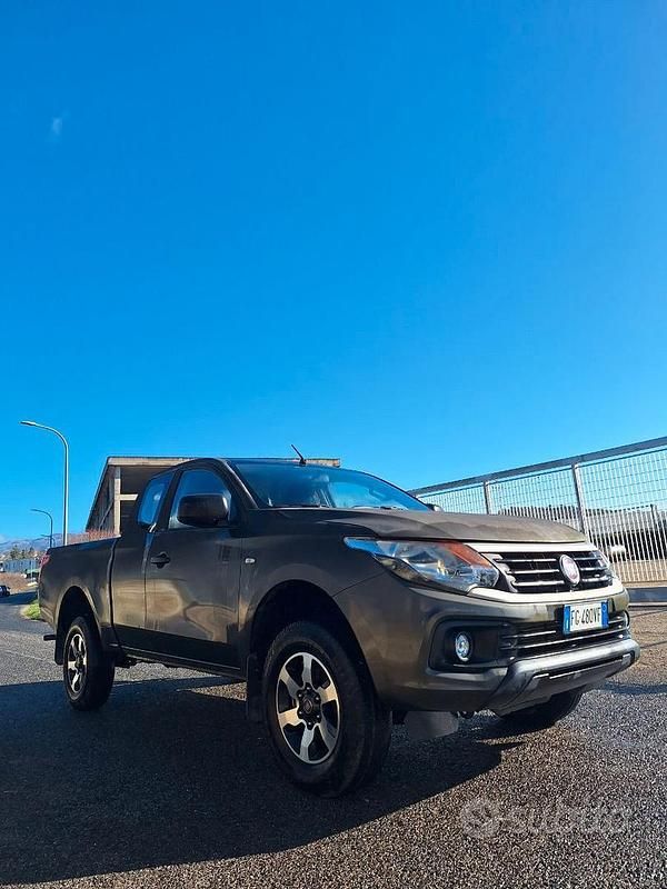 Usado Fiat Fullback 154 HP (113 kW) 2017 Verde Pickup