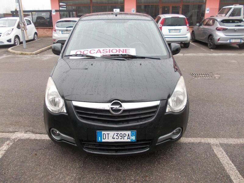 Usata Opel Agila Enjoy 86 CV (63 kW) 2009 Nero Utilitaria