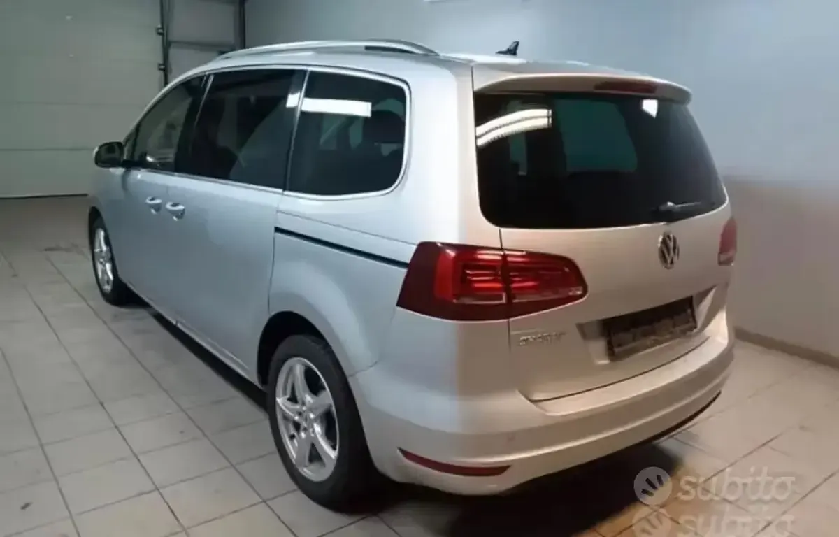 Usata VW Sharan 150 CV (110 kW) 2017 Grigio Monovolume