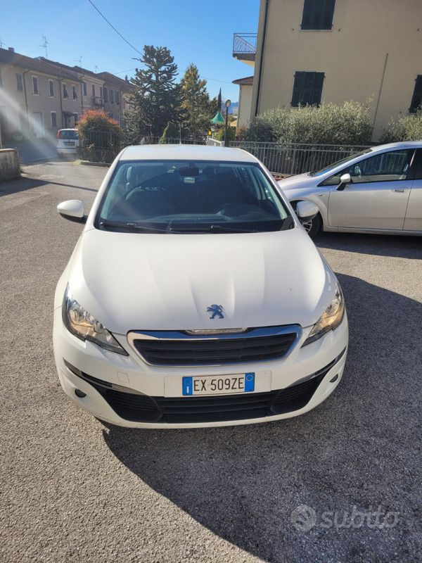 Usata Peugeot 308 Access 116 CV (85 kW) 2015 Bianco Berlina