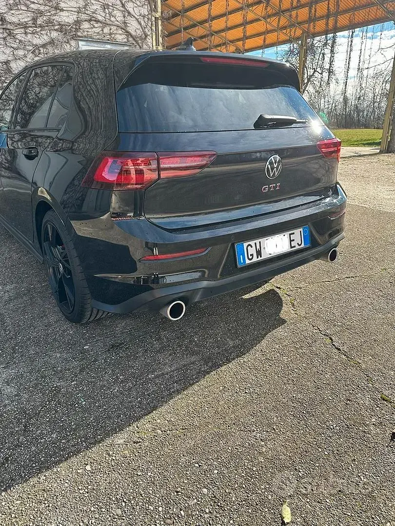 Usata VW Golf VIII GTI 245 CV (180 kW) 2021 Nero Berlina