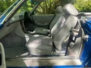 Usata Mercedes SL300 185 CV (136 kW) 1988 Blu Cabrio