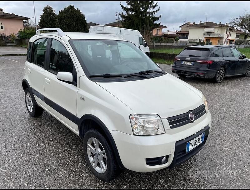 Usata Fiat Panda 4x4 2009 Bianco Utilitaria