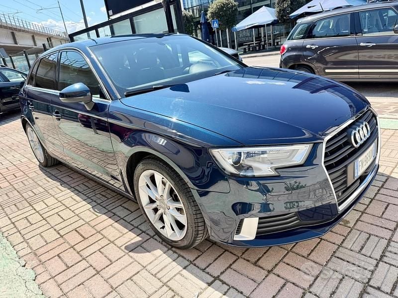 Usata Audi A3 Sport 116 CV (85 kW) 2018 Blu Berlina