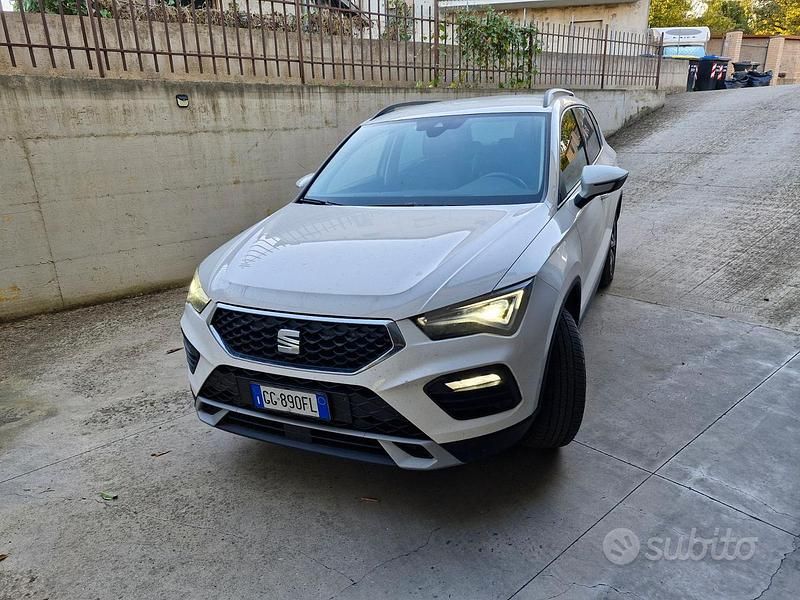 Bianco Usata 2021 Seat Ateca SUV | 22.000 € (Buon prezzo) - Immagine 1/4