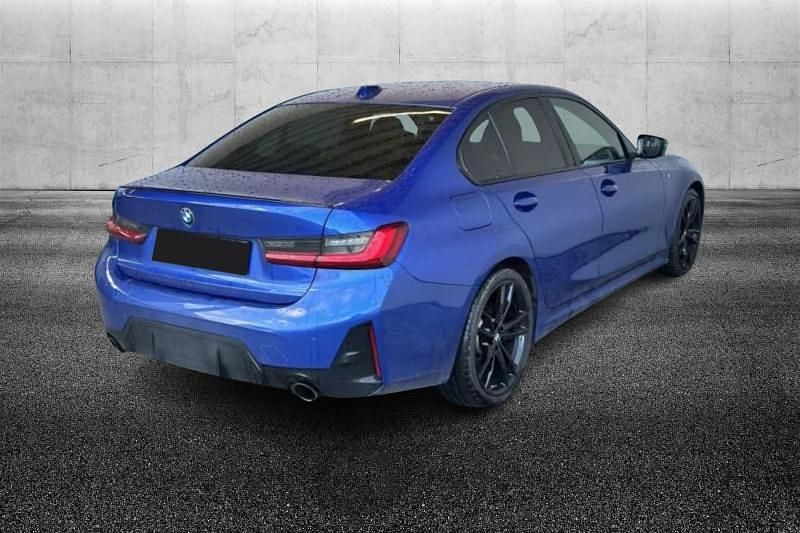 Usata BMW 318 M Sport 156 CV (114 kW) 2024 Marrone perlato Berlina