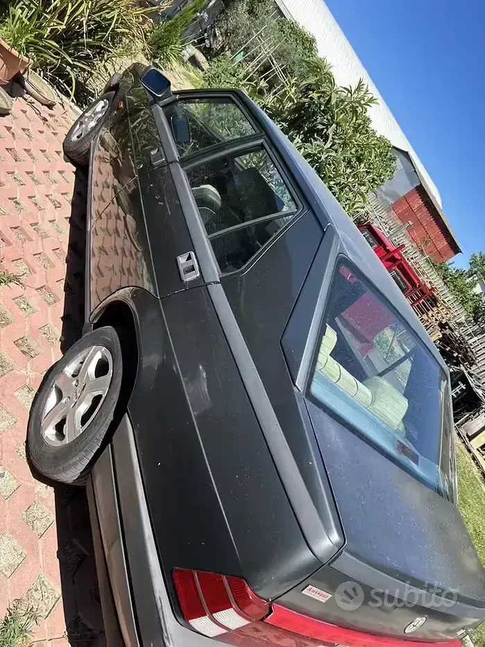 Usata Alfa Romeo 75 110 CV (80 kW) 1989 Berlina