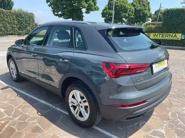 Usata Audi Q3 Business 150 CV (110 kW) 2022 Grigio SUV
