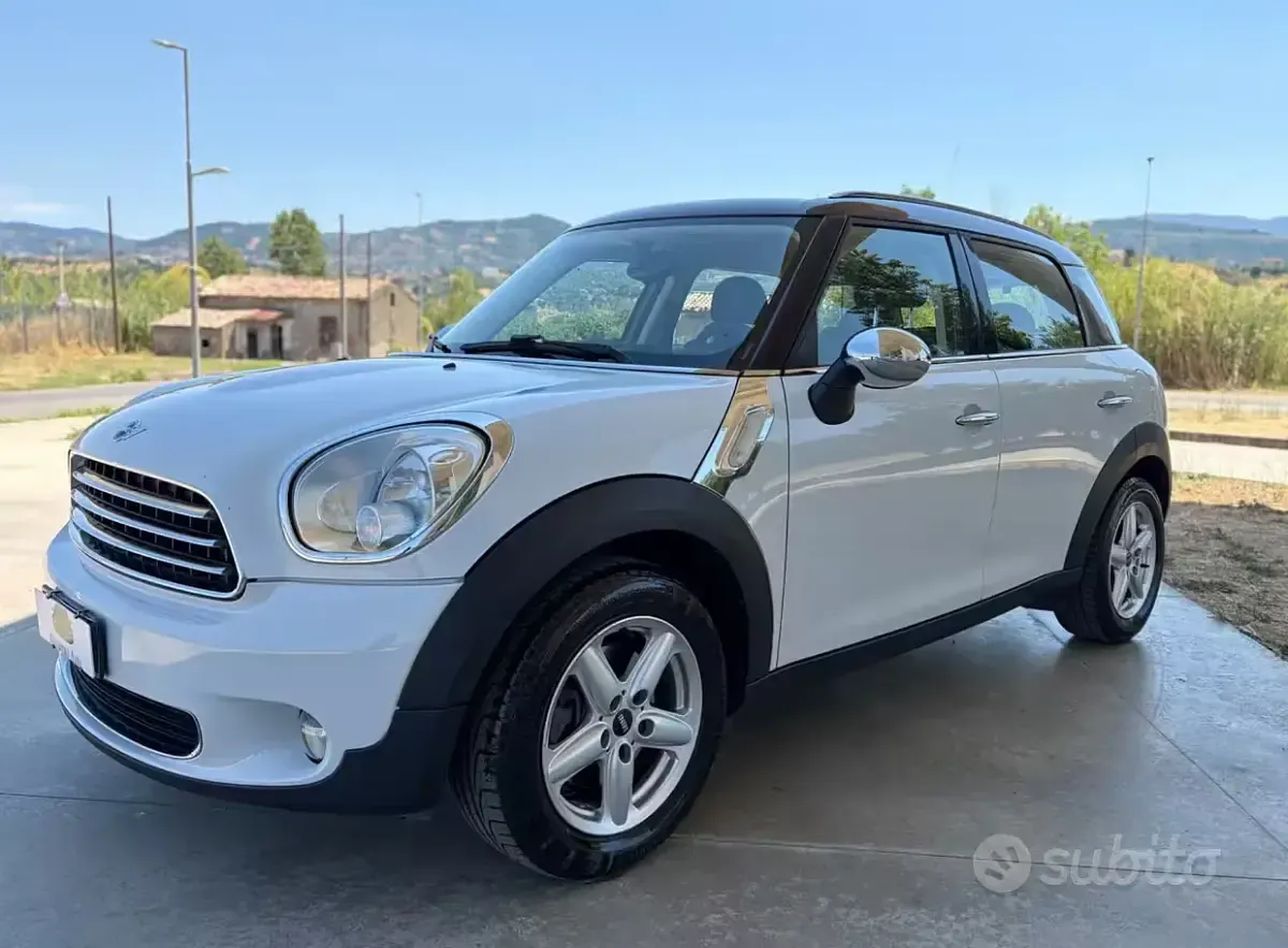 Usata Mini Cooper D Countryman 90 CV (66 kW) 2010 Bianco SUV