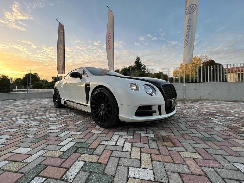 Usata Bentley Continental GT 575 CV (422 kW) 2012 Bianco Coupé