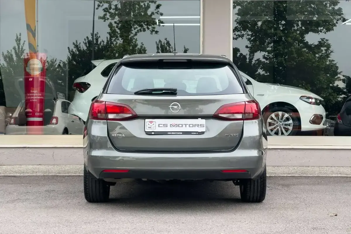 Usata Opel Astra Dynamic 150 CV (110 kW) 2019 Grigio Station wagon
