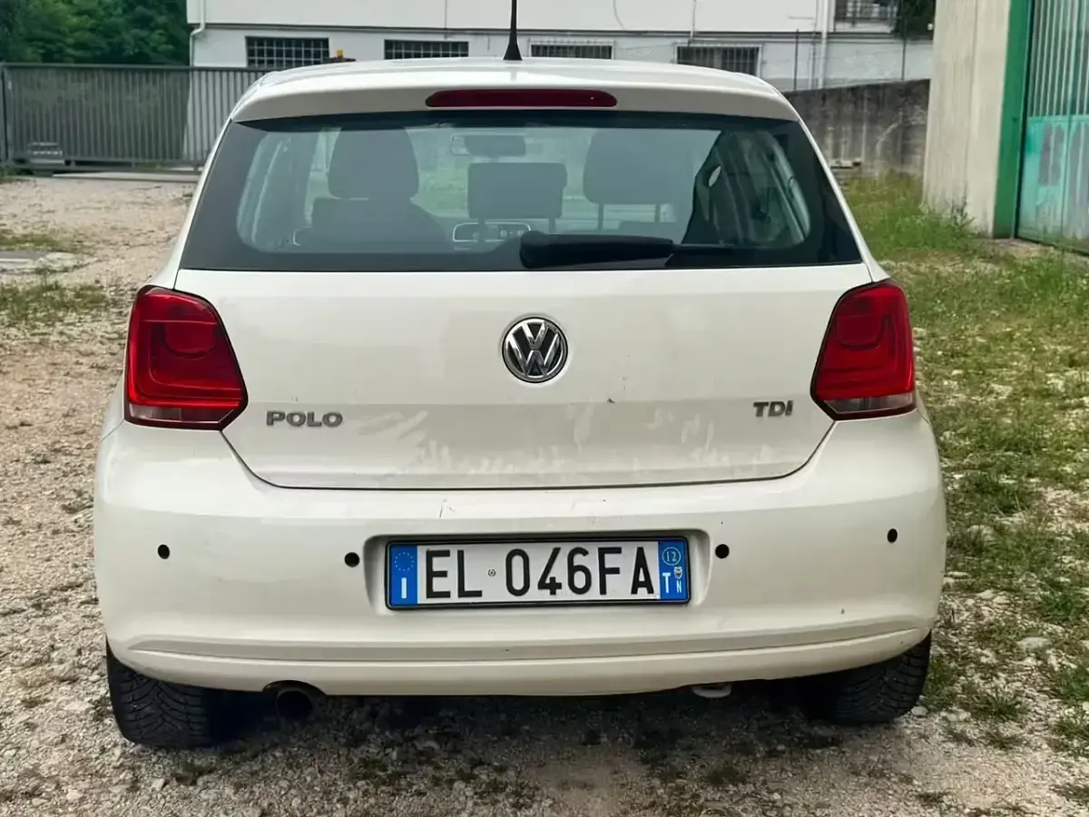 Usata VW Polo Comfortline 90 CV (66 kW) 2012 Bianco Utilitaria