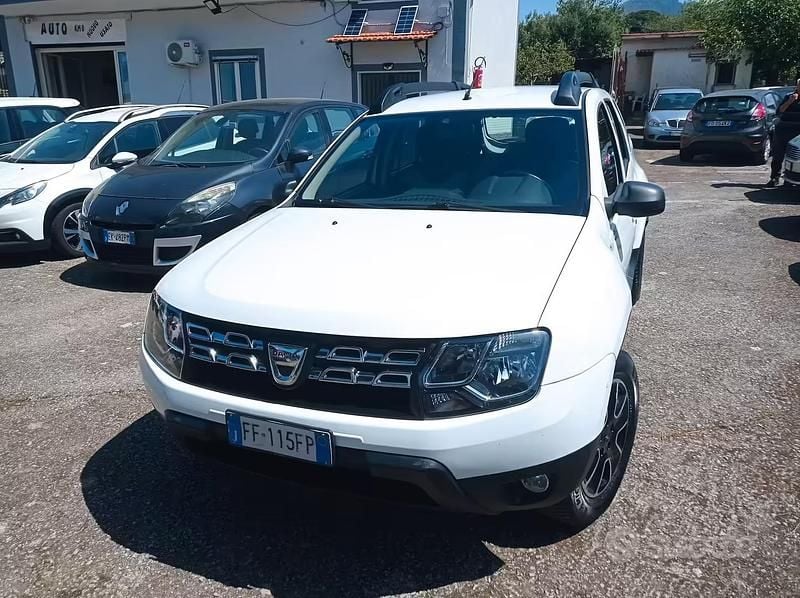 Usata Dacia Duster 110 CV (80 kW) 2016 Bianco SUV