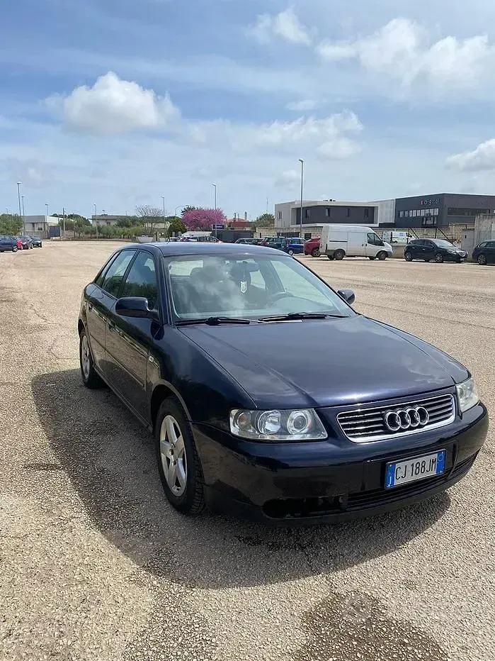 Usata Audi A3 S-Line 110 CV (80 kW) 2003 Blu Utilitaria