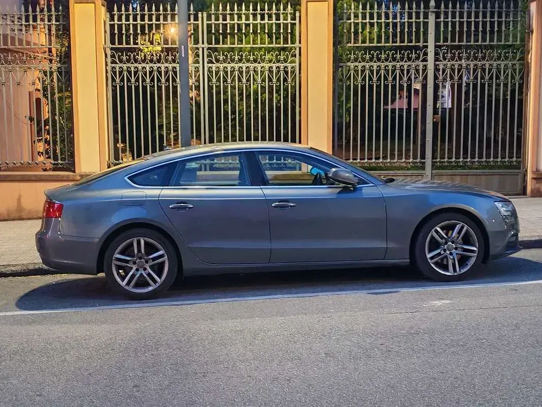 Usata Audi A5 Sportback Ambiente 177 CV (130 kW) 2012 Utilitaria
