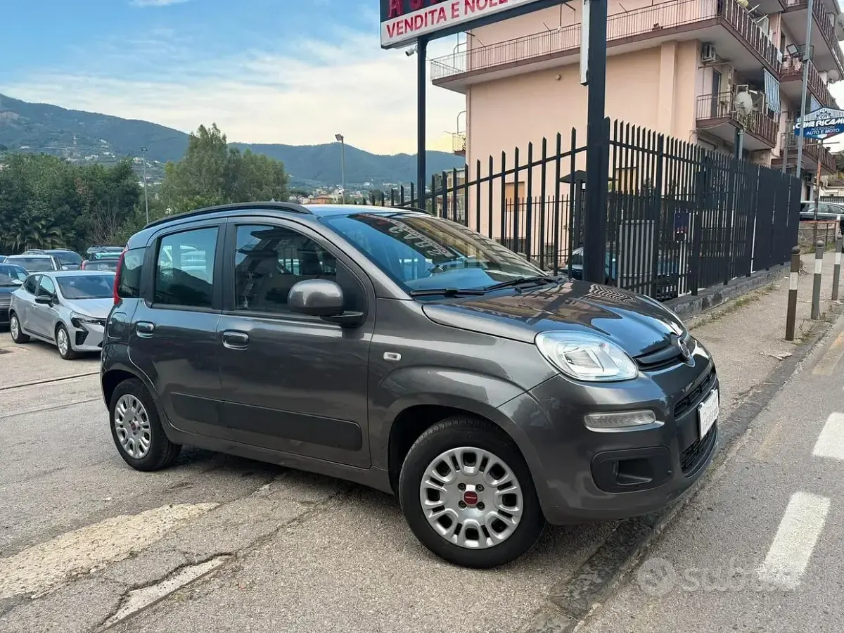 Usata Fiat Panda 69 CV (50 kW) 2021 Grigio Utilitaria