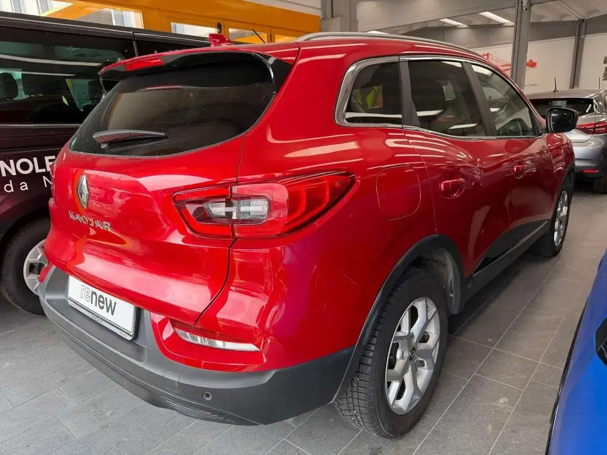 Usata Renault Kadjar 116 CV (85 kW) 2021 Rosso metallizzato SUV