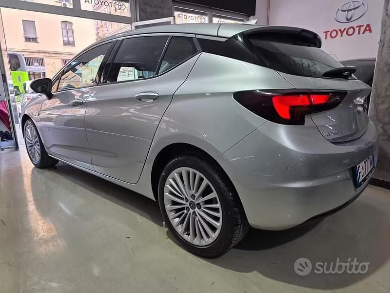 Usata Opel Astra 110 CV (80 kW) 2017 Grigio Berlina