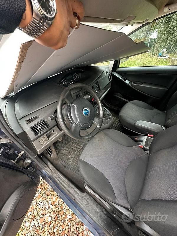 Usata Fiat Idea 90 CV (66 kW) 2008 Grigio Monovolume