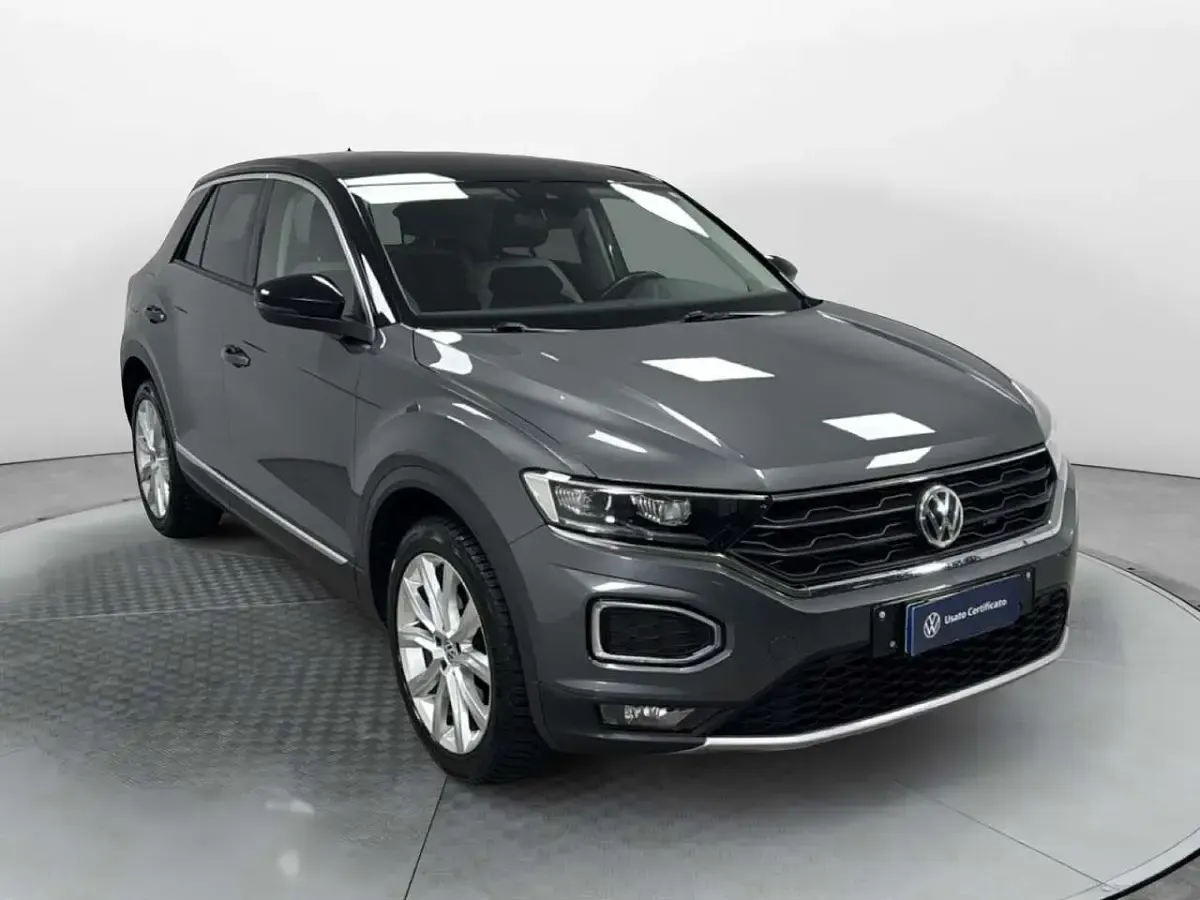 Usata VW T-Roc Advance 150 CV (110 kW) 2018 Grigio SUV