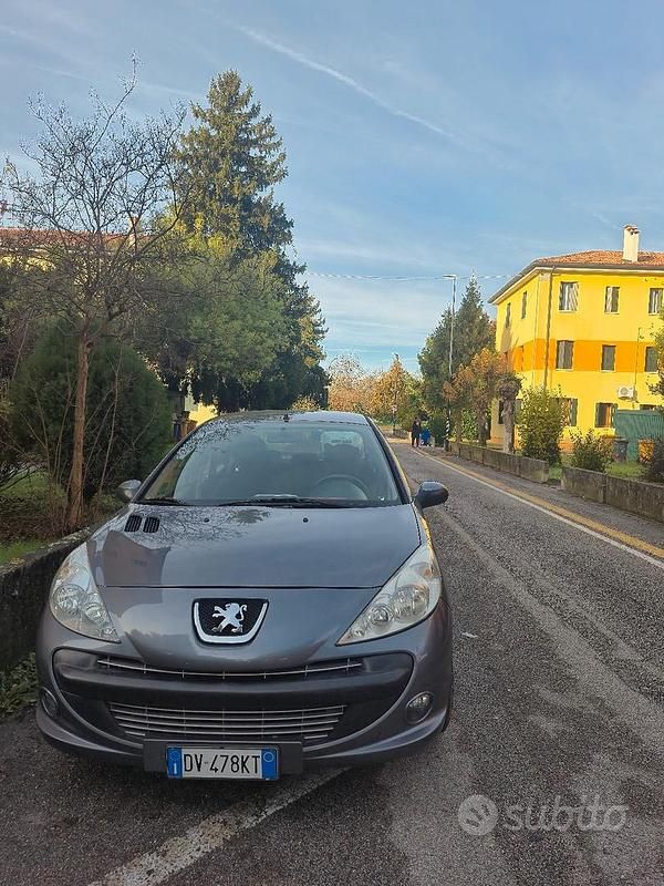 Usata Peugeot 206+ 2009 Grigio Utilitaria