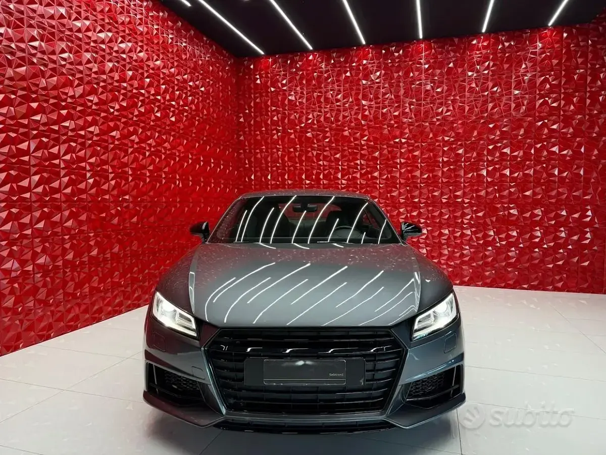 Second-hand Audi TT Design 180 CP (132 kW) 2017 Gri Coupe