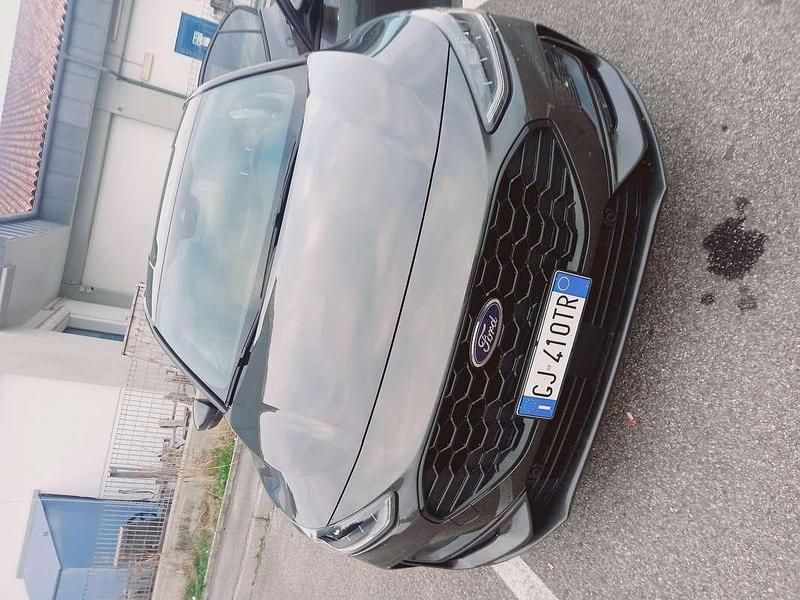 Usata Ford Focus ST-Line 125 CV (91 kW) 2022 Grigio Berlina