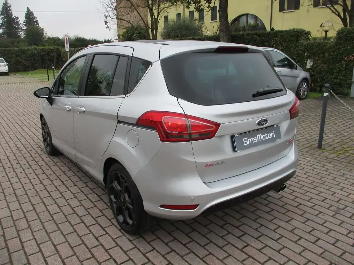Usata Ford B-MAX Titanium 95 CV (69 kW) 2013 Argento Monovolume