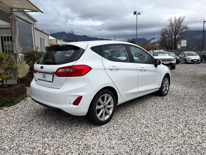 Usata Ford Fiesta Vignale 86 CV (63 kW) 2018 Bianco Utilitaria