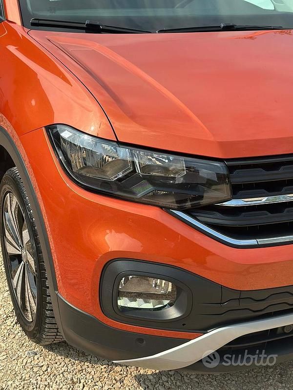 Usata VW T-Cross Style 95 CV (69 kW) 2019 Arancione SUV