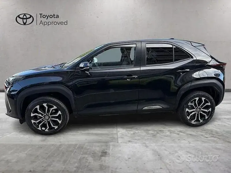 Usata Toyota Yaris Cross Trend 116 CV (85 kW) 2022 Nero SUV