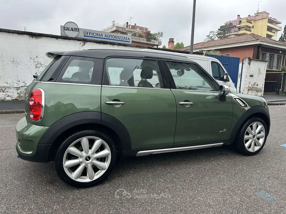 Usata Mini Cooper 143 CV (105 kW) 2015 Utilitaria